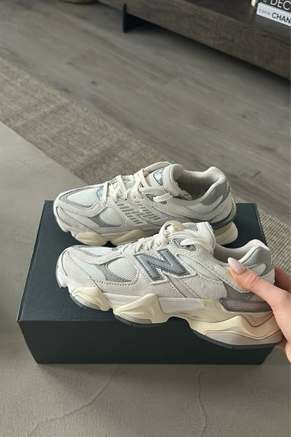 New Balance 9060 + Jogger Premium de REGALO